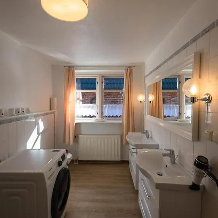 Апартаменты Fewo-prerow