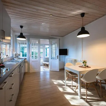 Апартаменты Fewo-prerow